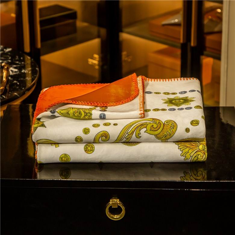Versace 1.5x1.5m 1.5x2.0m 2.0x2.3m  (7)